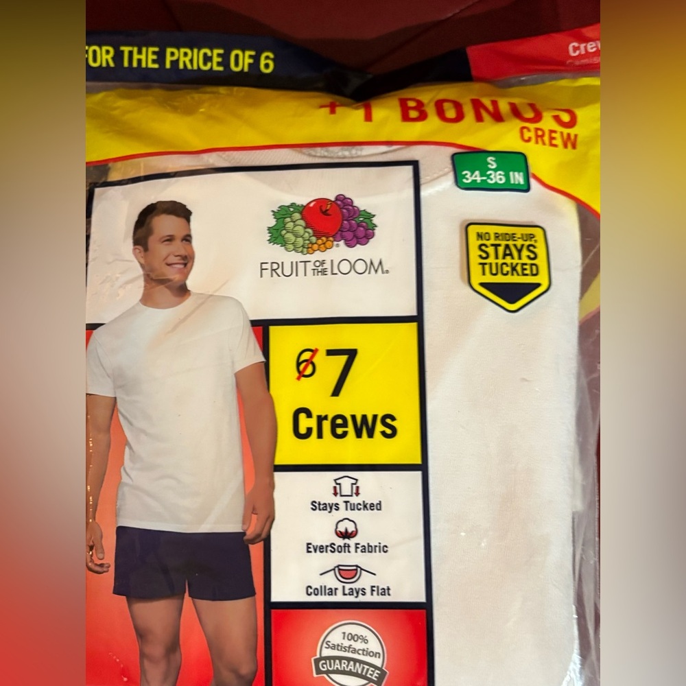 Fruit of the Loom T-shirts -  7 in unopened package- Small- 100% cotton